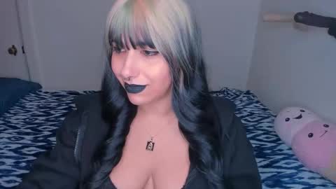 Snapshot of xocurvyrae chatting on 10, 1, 2025 Rae online show from 10, 1, 2025