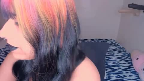 Snapshot of xocurvyrae chatting on 18, 2, 2025 Rae online show from 18, 2, 2025