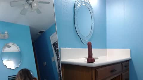 Snapshot of xoprettylittlepoisionxo chatting on 2, 10, 2025 xoprettylittlepoisionxo online show from 2, 10, 2025