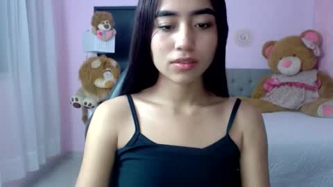 Snapshot of xoxo_melany chatting on 18, 12, 2025 melany online show from 18, 12, 2025