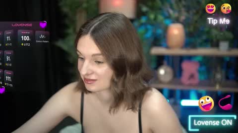 Snapshot of xoxo_molly chatting on 3, 11, 2025 xoxo_molly online show from 3, 11, 2025