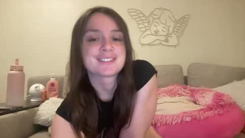 Snapshot of xoxo_roseee chatting on 27, 5, 2026 xoxo rosee online show from 27, 5, 2026