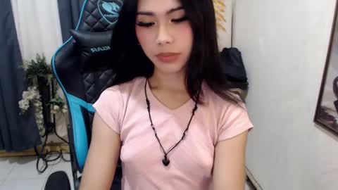 Snapshot of xseductive_airax chatting on 8, 12, 2024 aira online show from 8, 12, 2024