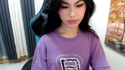 Snapshot of xseductive_airax chatting on 5, 2, 2025 aira online show from 5, 2, 2025