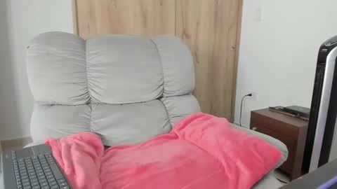 Snapshot of xspecialroomx chatting on 17, 3, 2026 Hellen Sofia instagram hellen5546 online show from 17, 3, 2026