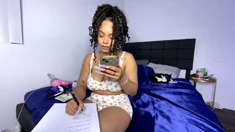 Snapshot of xstargazingx chatting on 8, 2, 2025 xStarGazingx online show from 8, 2, 2025