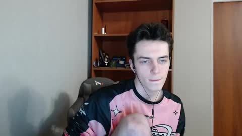 traqqq online show from 2, 10, 2025