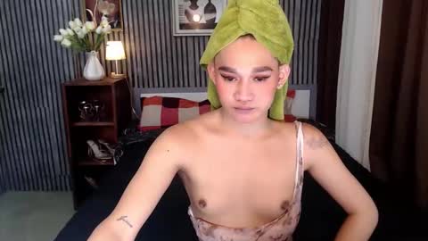 xtspetitehugecock online show from 5, 5, 2026