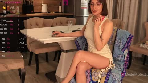 Snapshot of xwithy chatting on 18, 4, 2026 FrancyStepmom and YStepson INTERESTED IN A GIRL-GIRL COLLABORATION TEXT ME HERE or INSTAGRAM online show from 18, 4, 2026
