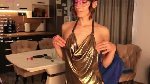 Snapshot of xwithy chatting on 24, 5, 2026 FrancyStepmom and YStepson INTERESTED IN A GIRL-GIRL COLLABORATION TEXT ME HERE or INSTAGRAM online show from 24, 5, 2026