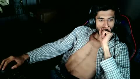 Snapshot of xwuvzyew chatting on 15, 12, 2024 x online show from 15, 12, 2024