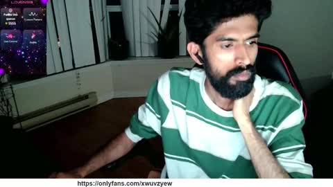 Snapshot of xwuvzyew chatting on 2, 1, 2025 x online show from 2, 1, 2025