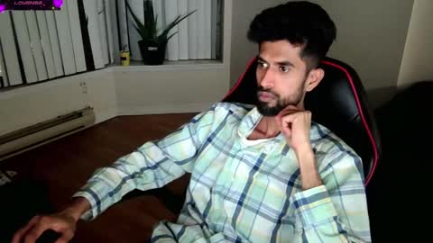 Snapshot of xwuvzyew chatting on 23, 1, 2025 x online show from 23, 1, 2025