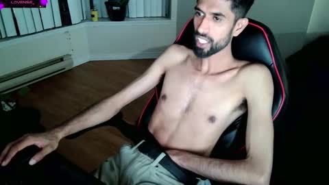 Snapshot of xwuvzyew chatting on 25, 1, 2025 x online show from 25, 1, 2025