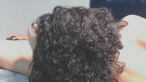 Gabriela and Camila online show from 21, 2, 2025