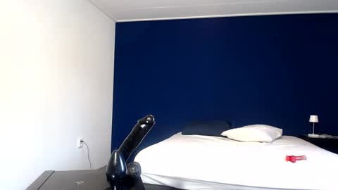 max online show from 16, 2, 2025