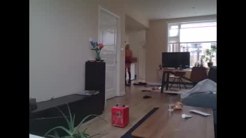 max online show from 20, 12, 2025