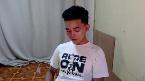 Snapshot of xxasiankurt chatting on 5, 11, 2025 xxasiankurt online show from 5, 11, 2025