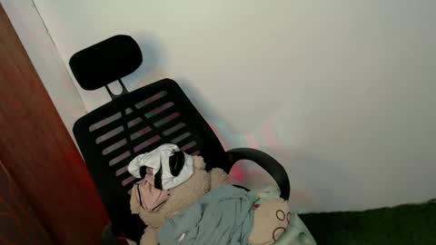 xxcandy lust online show from 12, 1, 2025