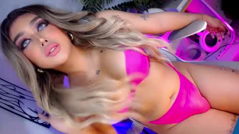 Snapshot of xxcumcatcherxx chatting on 17, 10, 2025 Jane online show from 17, 10, 2025