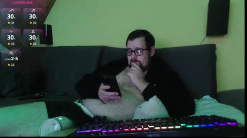 Snapshot of xxevoker chatting on 24, 10, 2025 xxevoker online show from 24, 10, 2025