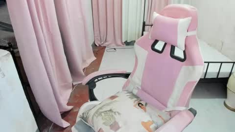 Snapshot of xxjasminfoxxx chatting on 20, 2, 2025 xxjasminfoxxx online show from 20, 2, 2025