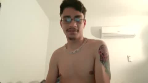 Snapshot of xxjasoneecxx chatting on 2, 2, 2025 XxJasoneecxX online show from 2, 2, 2025