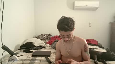 Snapshot of xxjasoneecxx chatting on 16, 2, 2025 XxJasoneecxX online show from 16, 2, 2025