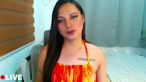 Snapshot of xxjulielovesyouxx chatting on 4, 5, 2026 July online show from 4, 5, 2026