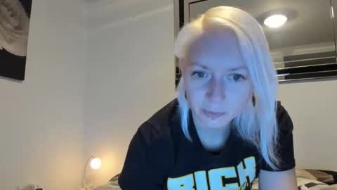 Snapshot of xxkimber_bentonxx chatting on 24, 9, 2025  Next online Monday to Friday 10am till 2pm UK time online show from 24, 9, 2025