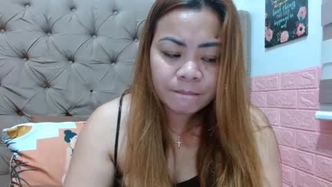 Snapshot of xxkryzelxx chatting on 7, 3, 2025 Dhel online show from 7, 3, 2025