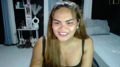 Kylie Smith online show from 25, 5, 2026