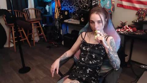 Snapshot of xxlilithmoonxx chatting on 14, 10, 2025 Lilith online show from 14, 10, 2025