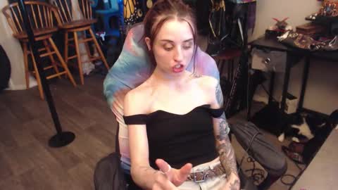 Snapshot of xxlilithmoonxx chatting on 24, 10, 2025 Lilith online show from 24, 10, 2025