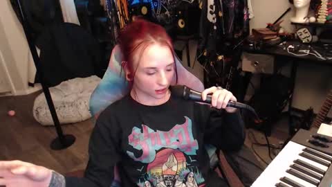 Snapshot of xxlilithmoonxx chatting on 22, 12, 2025 Lilith online show from 22, 12, 2025