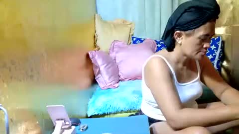 Snapshot of xxloveheart chatting on 18, 5, 2026 xxloveheart online show from 18, 5, 2026