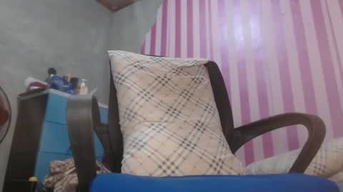 xxrowenatastycockforyouxx online show from 12, 12, 2024