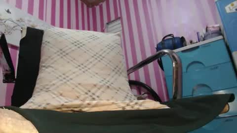 xxrowenatastycockforyouxx online show from 19, 5, 2026