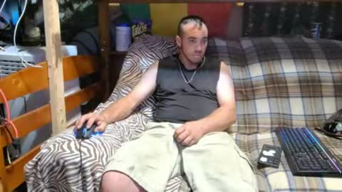 xxScubaStevexx online show from 28, 7, 2026