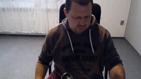 Snapshot of xxstrikerxx chatting on 2, 12, 2024 Eddi online show from 2, 12, 2024