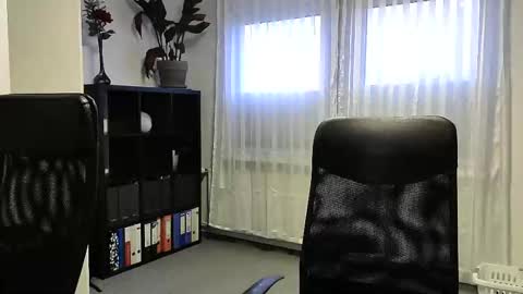 Snapshot of xxstrikerxx chatting on 30, 10, 2025 Eddi online show from 30, 10, 2025