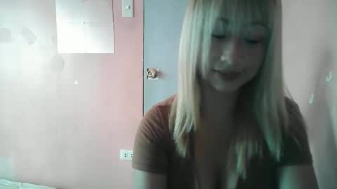 Snapshot of xxsugarpopxx chatting on 10, 10, 2025 xxsugarpopxx online show from 10, 10, 2025