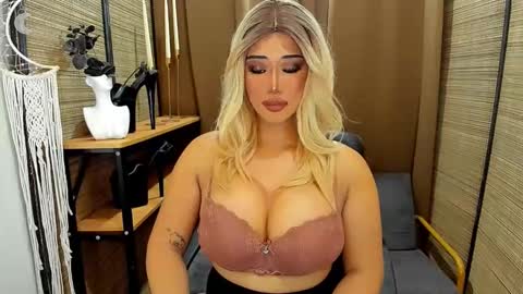 Snapshot of xxtastefullayeshaxx chatting on 31, 12, 2024 xxtastefullayeshaxx online show from 31, 12, 2024