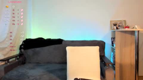 Snapshot of xxviktoryqueenxx chatting on 5, 12, 2025 Vi online show from 5, 12, 2025