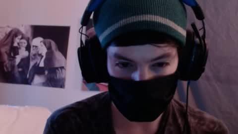 Snapshot of xxwhitefoxx chatting on 24, 9, 2025 David Fox online show from 24, 9, 2025