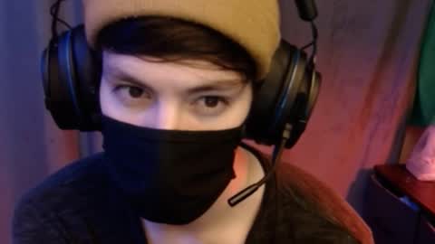 Snapshot of xxwhitefoxx chatting on 10, 10, 2025 David Fox online show from 10, 10, 2025