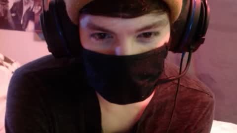 Snapshot of xxwhitefoxx chatting on 11, 10, 2025 David Fox online show from 11, 10, 2025