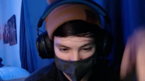 Snapshot of xxwhitefoxx chatting on 30, 10, 2025 David Fox online show from 30, 10, 2025