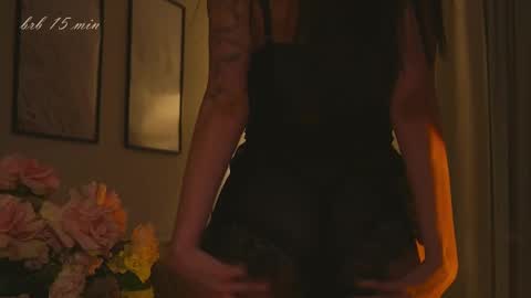 Molly online show from 10, 10, 2025