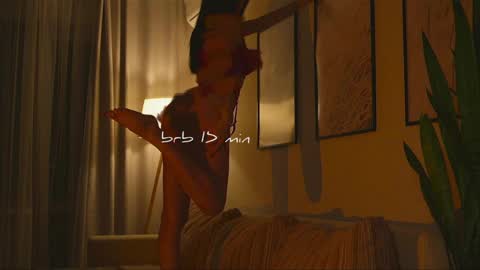 Molly online show from 1, 4, 2026